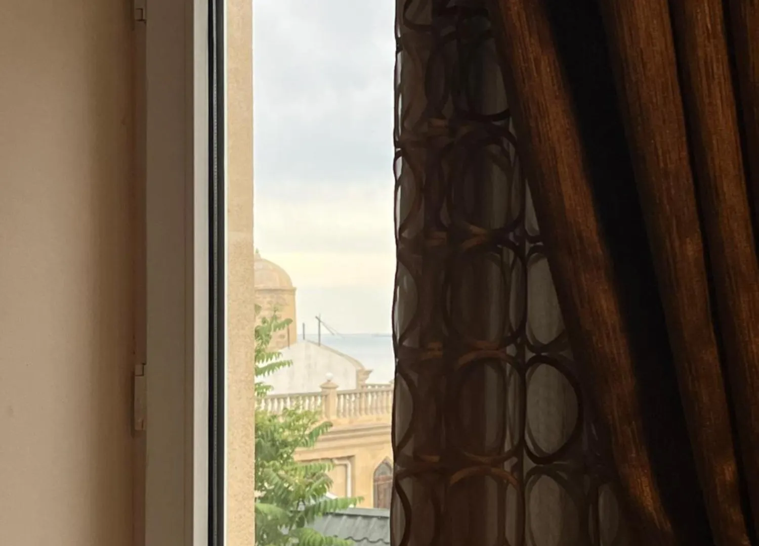 Friends Hostel 0*, Baku