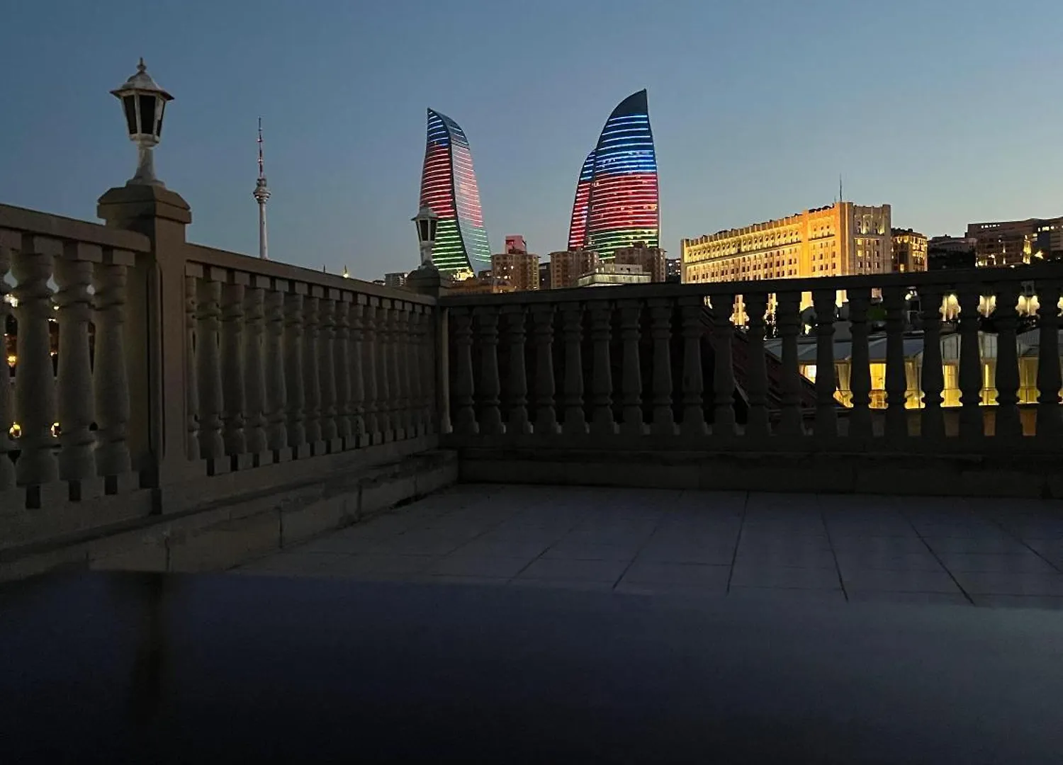 Friends Hostel  Baku