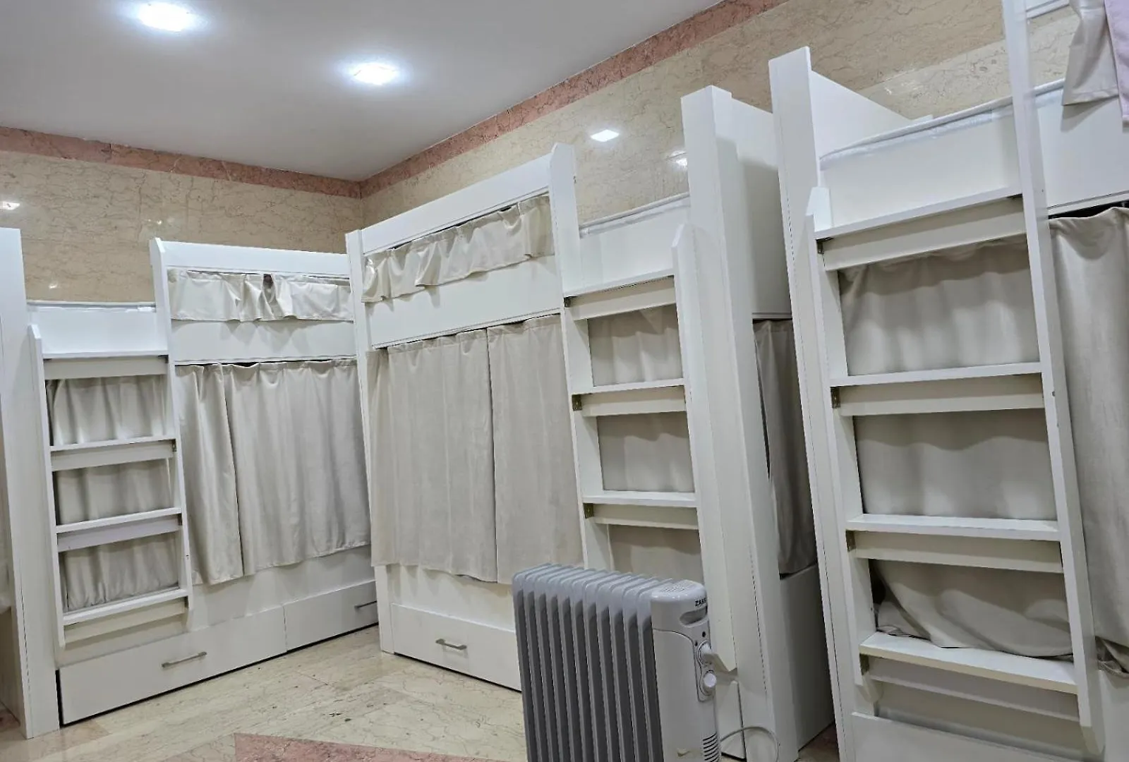 Friends Hostel 0*, Baku Azerbaijan